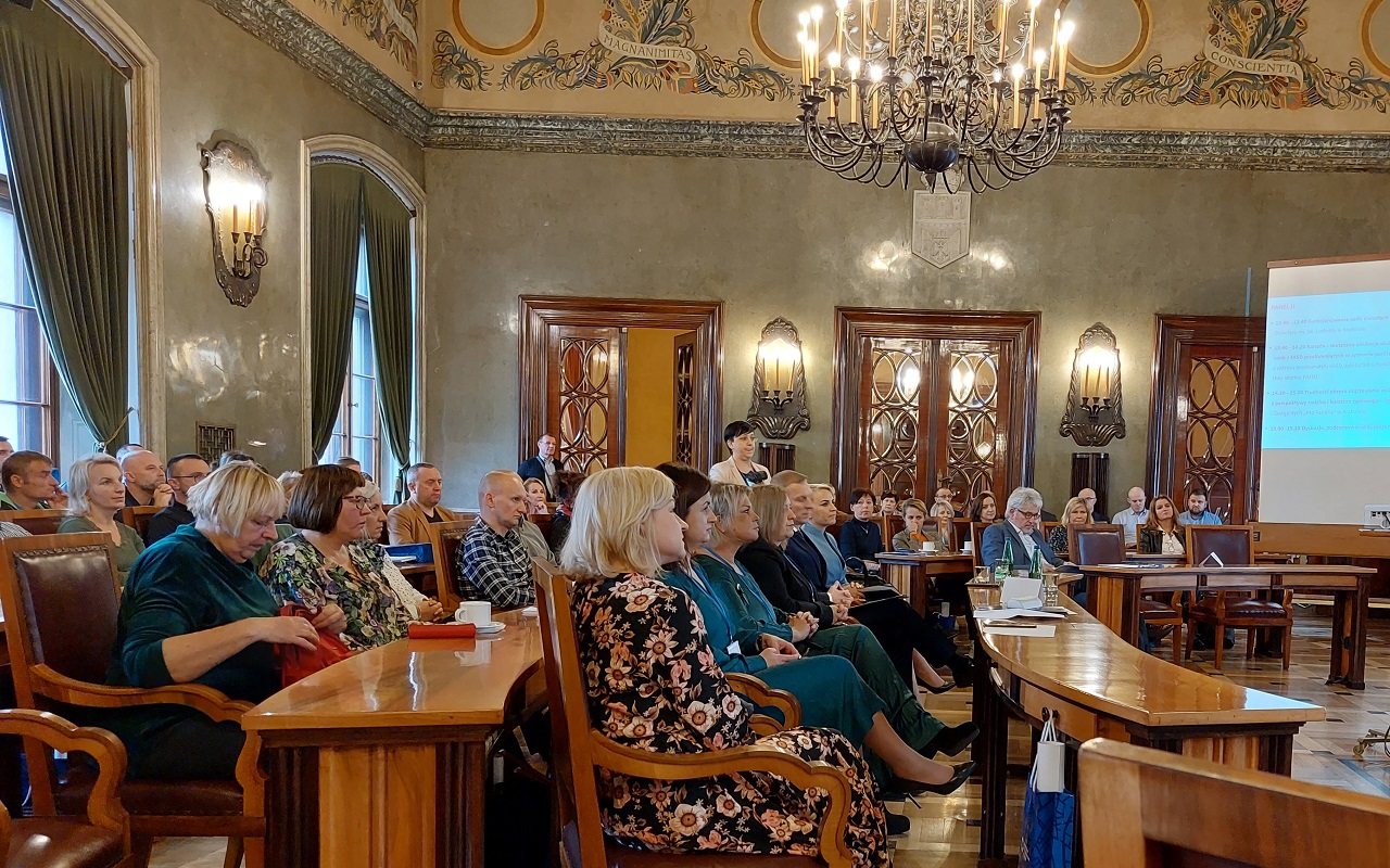 Uczestnicy konferencji &quot;Osoba dorosła z FASD – specyfika i postępowanie&quot; 