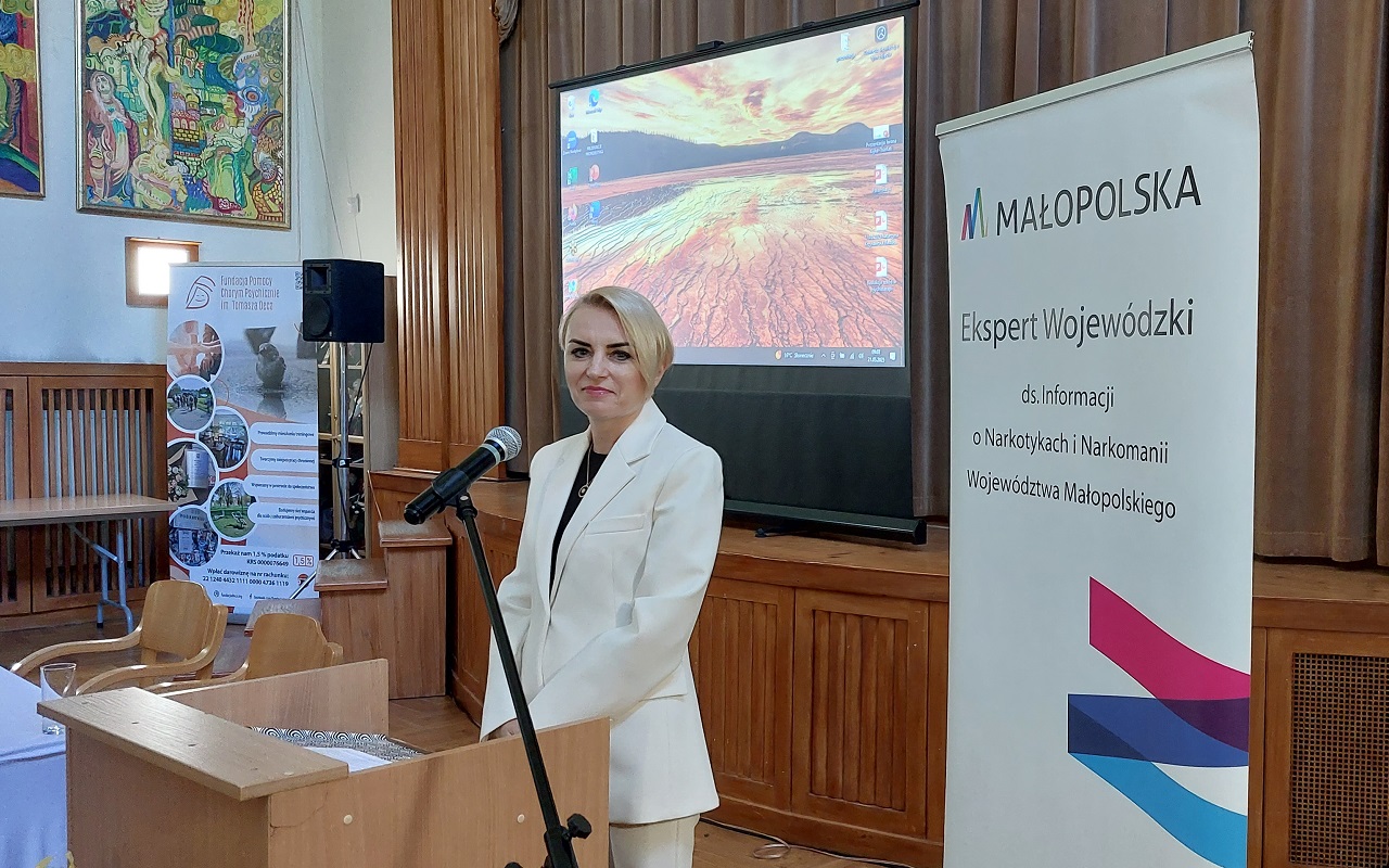 Pani Katarzyna Kosik-Gajewska, Zastępca Dyrektora Departamentu Zdrowia, Rodziny, Równego Traktowania oraz Polityki Społecznej