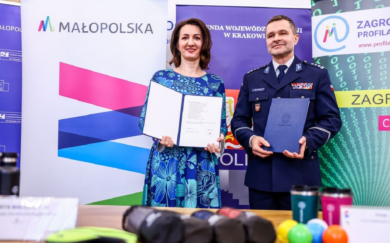 Małopolska stawia na bezpieczeństwo online 